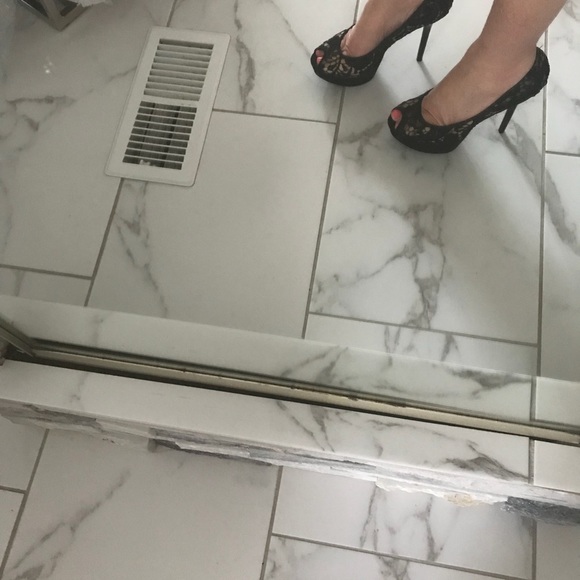 Black Lace Illusion Platform - Picture 7 of 8